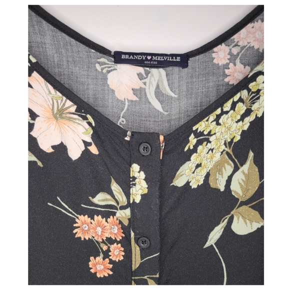 Brandy Melville Floral Romper - Picture 3 of 8